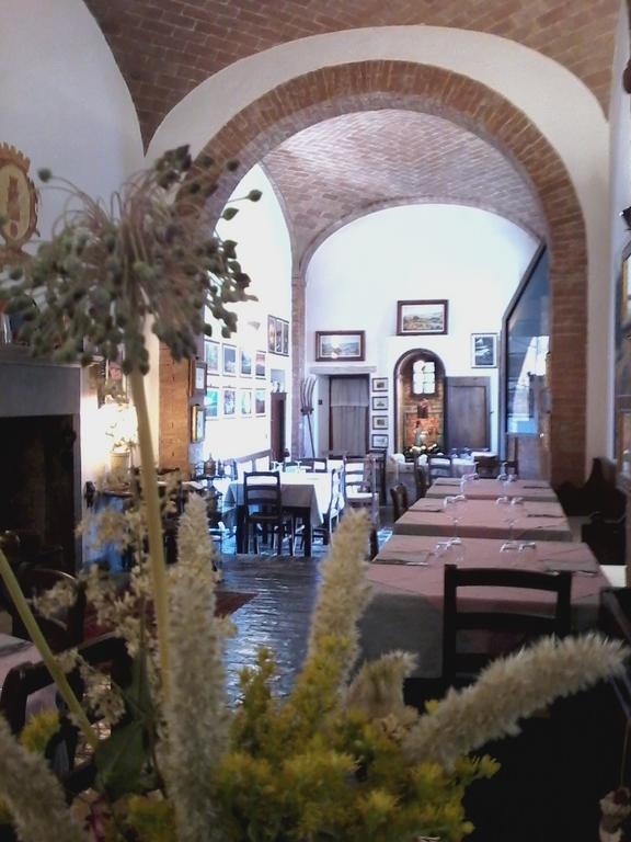 Cisterna Nel Borgo 호텔 카스틸리오니도르시아 외부 사진